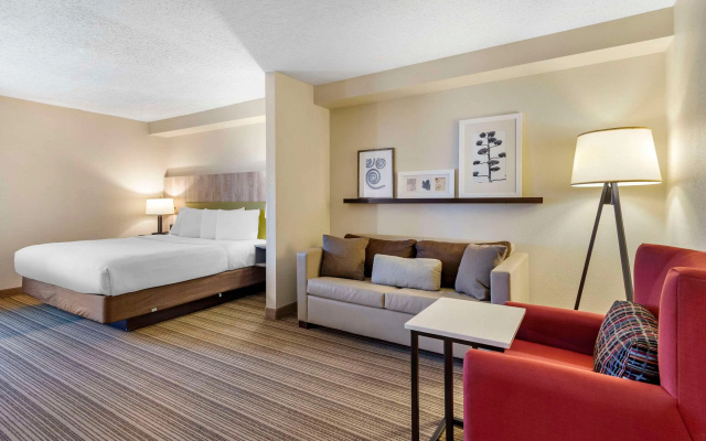 photo 5 of Country Inn & Suites by Radisson, Atlanta Galleria/Ballpark, GA