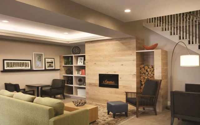 photo 2 of Country Inn & Suites by Radisson, Atlanta Airport North, GA