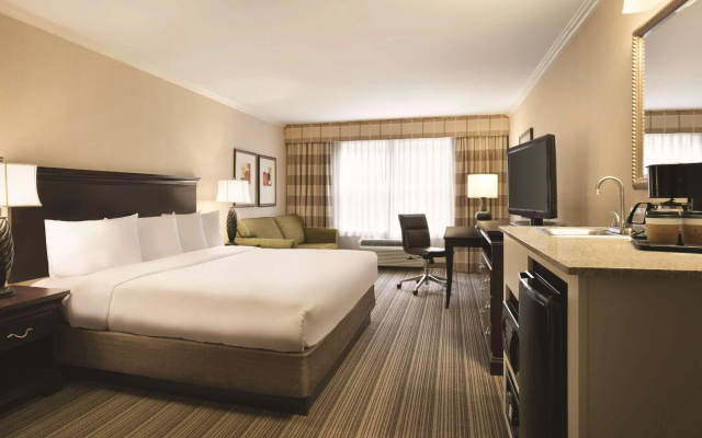 photo 3 of Country Inn & Suites by Radisson, Atlanta Airport North, GA