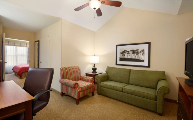 photo 5 of Baymont Inn & Suites by Wyndham Morrow/Atlanta I-75 South