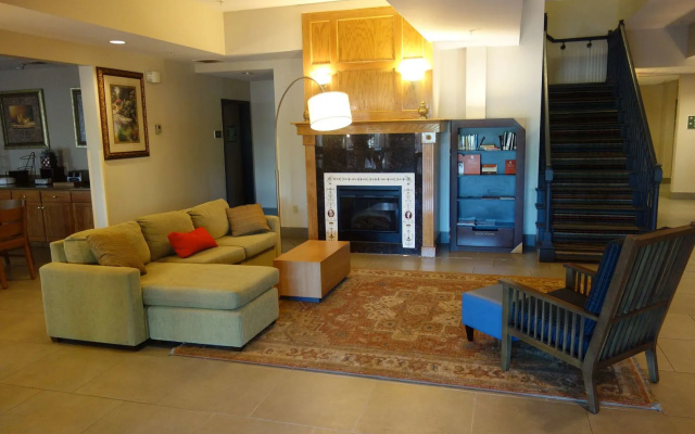 photo 4 of Red Roof Inn PLUS+ & Suites Birmingham - Bessemer