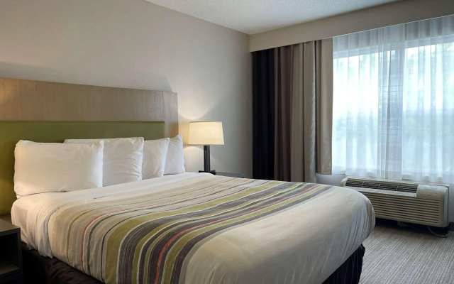photo 3 of Country Inn & Suites by Radisson, Brooklyn Park - Brooklyn Center, MN
