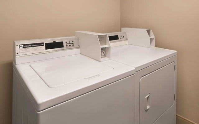 photo 5 of Country Inn & Suites by Radisson, Dayton South, OH