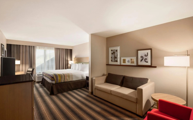photo 4 of Country Inn & Suites by Radisson, Houghton, MI