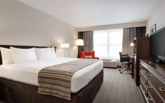 photo 5 of Country Inn & Suites by Radisson, Houghton, MI