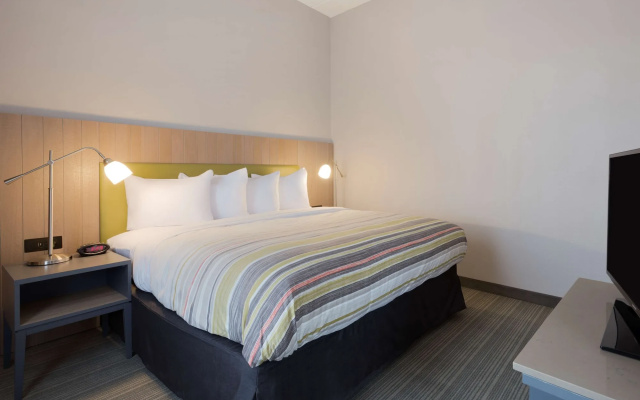 photo 4 of Country Inn & Suites by Radisson, Katy (Houston West), TX