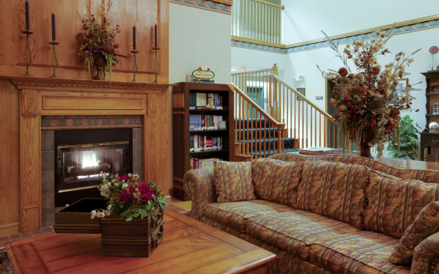 photo 2 of Parkview Inn & Suites Lancaster