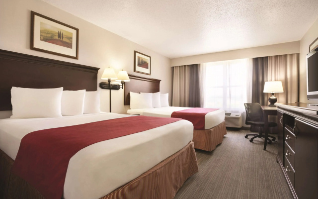 photo 5 of Country Inn & Suites by Radisson, Moline Airport