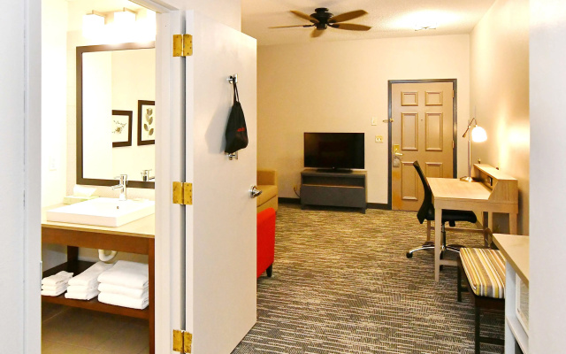 photo 4 of Country Inn & Suites by Radisson, Mount Morris, NY