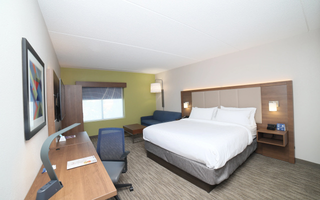 photo 3 of Holiday Inn Express Naperville by IHG