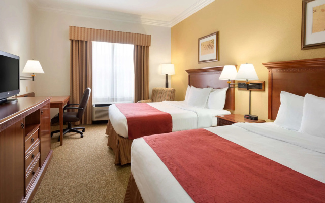 photo 3 of Country Inn & Suites by Radisson, Nashville, TN