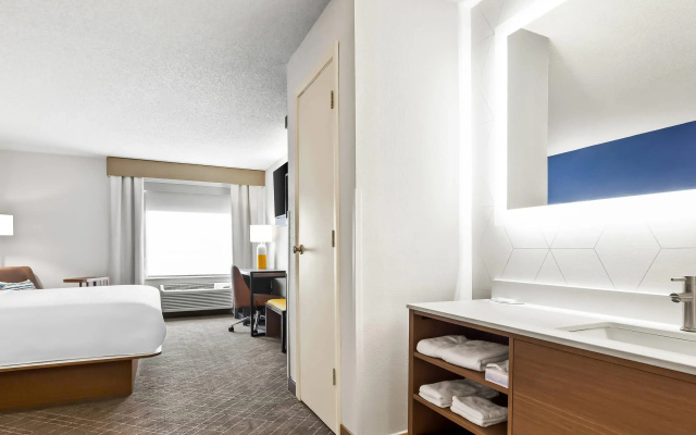 photo 2 of Comfort Inn & Suites O'Fallon - St. Louis Area