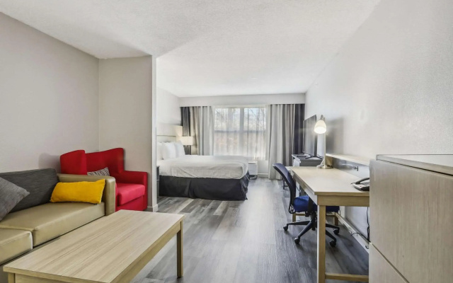 photo 5 of Country Inn & Suites by Radisson, Chicago O'Hare South, IL