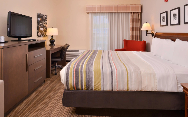 photo 5 of Country Inn & Suites by Radisson, Omaha Airport, IA