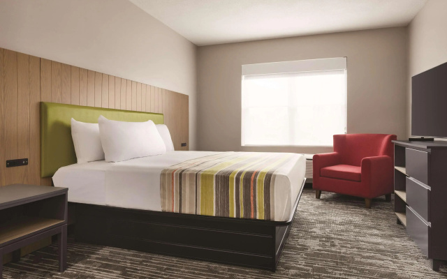 photo 2 of Country Inn & Suites by Radisson, Panama City, FL