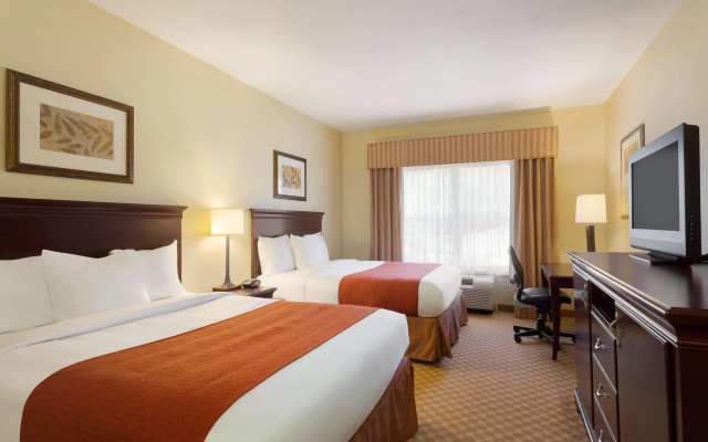 photo 5 of Country Inn & Suites by Radisson, Pineville, LA