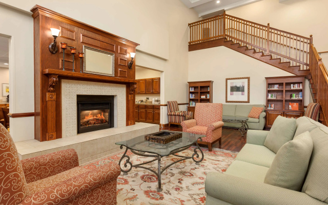 photo 2 of Country Inn & Suites by Radisson, Princeton, WV