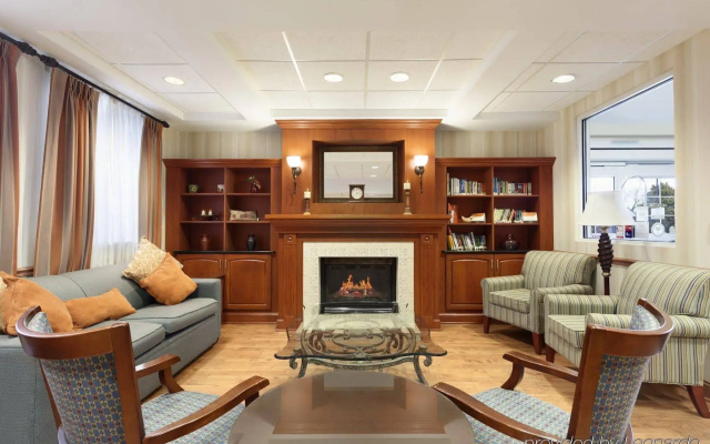 photo 5 of Spark by Hilton Rochester University Area