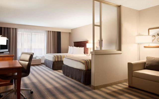 photo 3 of Country Inn & Suites by Radisson Roseville - St. Paul