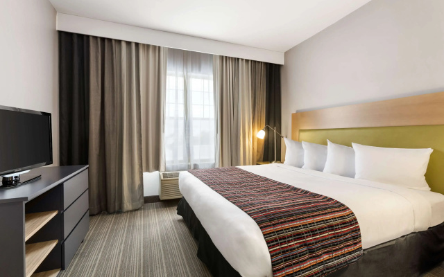 photo 2 of Country Inn & Suites by Radisson, Wausau, WI