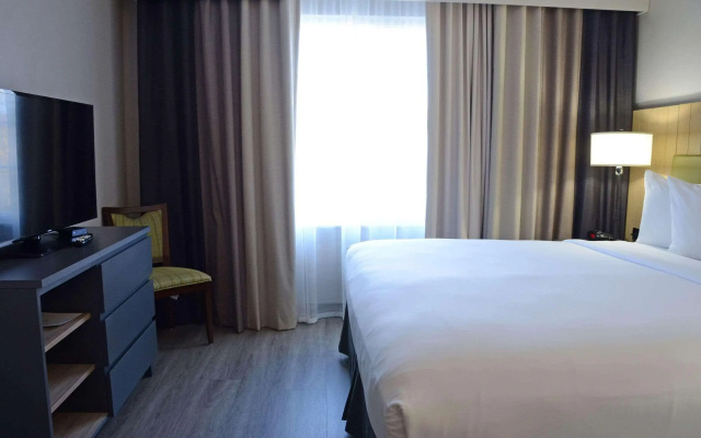 photo 5 of Country Inn & Suites by Radisson, Buford at Mall of Georgia, GA