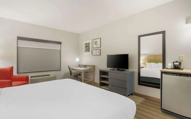 photo 5 of Country Inn & Suites by Radisson, Columbia, MO