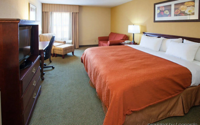 photo 3 of Country Inn & Suites by Radisson, Greenfield, IN