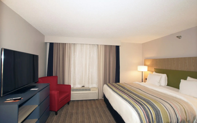 photo 4 of Country Inn & Suites by Radisson, Greenfield, IN