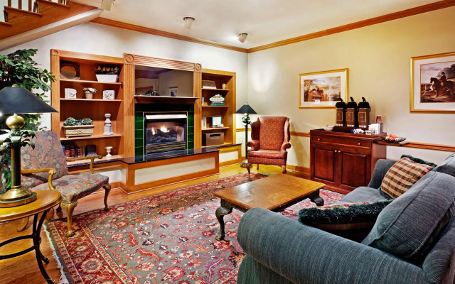 photo 2 of Country Inn & Suites by Radisson, York, PA