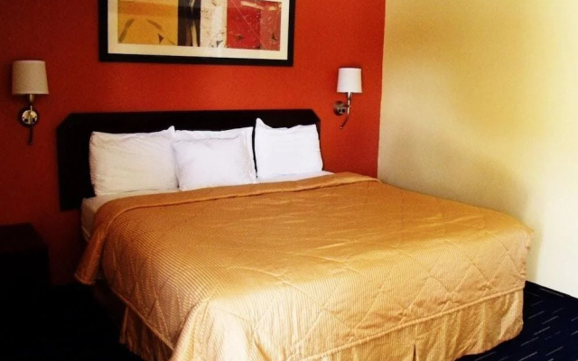 photo 2 of Country Inn Sterling