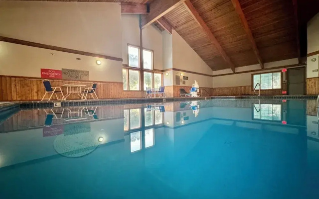 photo 3 of Country Inn & Suites By Carlson Alexandria