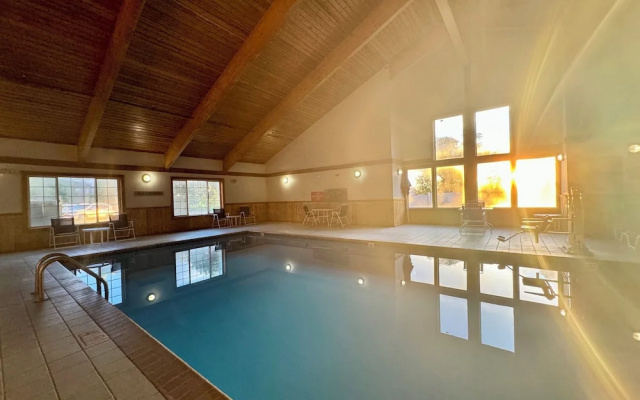 photo 4 of Country Inn & Suites By Carlson Alexandria
