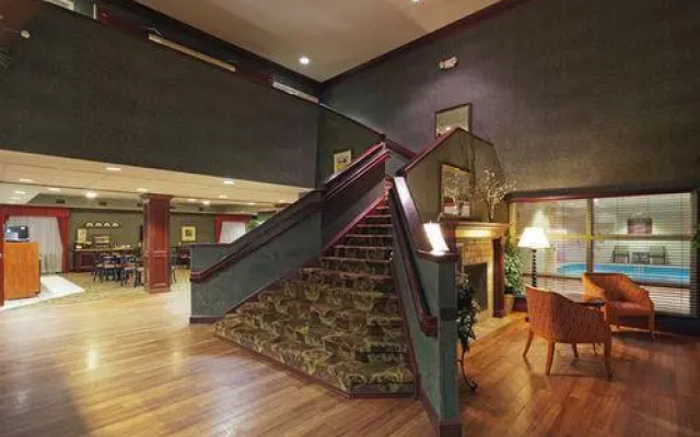 photo 3 of Country Inn and Suites By Carlson, Dayton South, OH