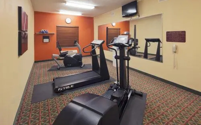 photo 5 of Country Inn and Suites By Carlson, Dayton South, OH
