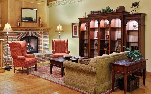 photo 2 of Country Inn & Suites By Carlson, Freeport, IL