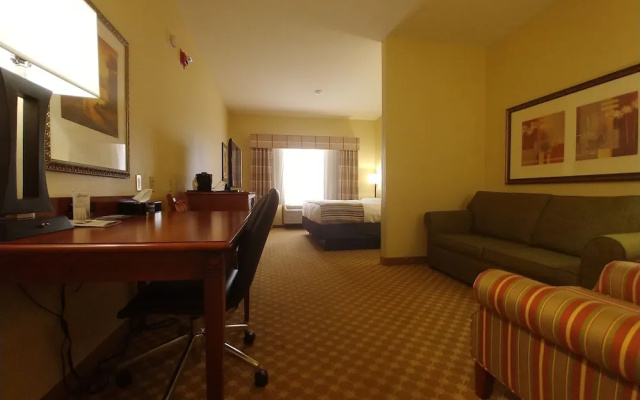 photo 5 of Country Inn & Suites By Carlson, Freeport, IL