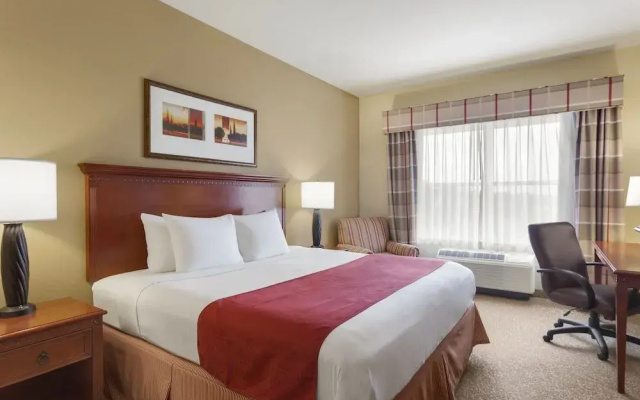 photo 4 of Country Inn and Suites By Carlson, Harrisburg at Union Deposit Rd, PA