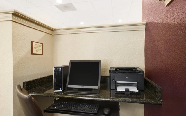 photo 2 of Country Inn & Suites by Carlson, Jacksonville I-95 South