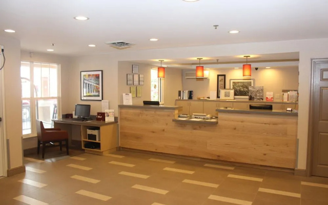 photo 2 of Country Inn And Suites By Carlson Nashville