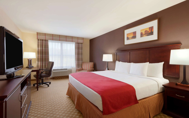 photo 4 of Country Inn & Suites by Radisson, Ashland - Hanover, VA
