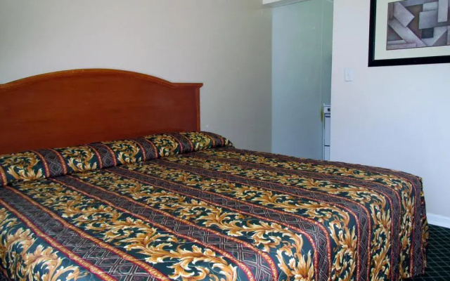 photo 2 of Country Inn Motel