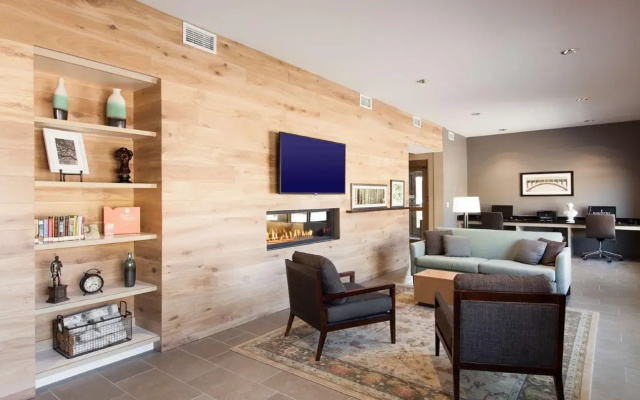 photo 4 of Country Inn & Suites by Radisson Springfield IL