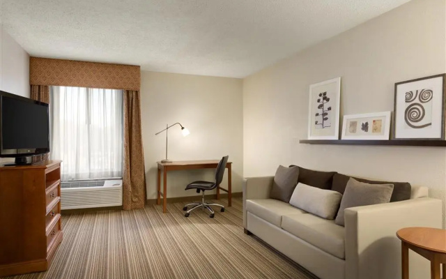 photo 3 of Country Inn N Suites Galleria / Ballpark
