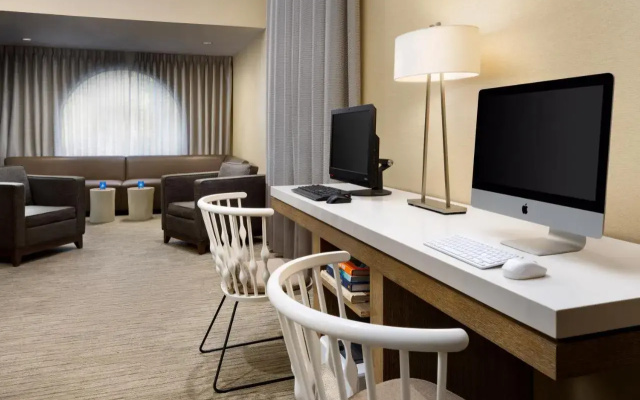 photo 4 of Country Inn & Suites By Carlson Calabasas