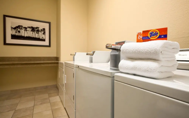 photo 4 of Country Inn & Suites By Carlson Marion