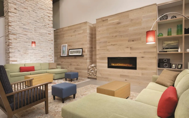 photo 2 of Country Inn & Suites by Radisson, Roanoke, VA
