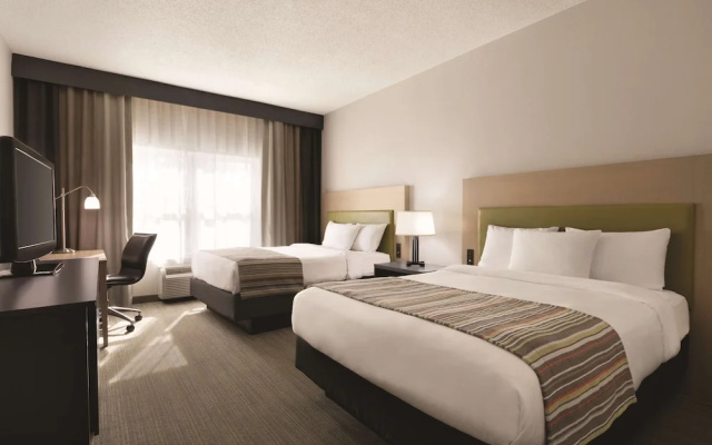 photo 5 of Country Inn & Suites by Radisson, Roanoke, VA