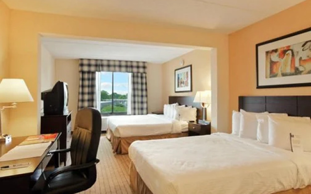 photo 5 of Holiday Inn Express & Suites Prospect Heights