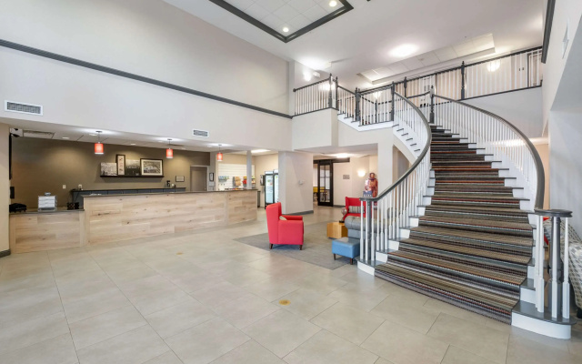 photo 2 of Country Inn & Suites by Radisson, Port Canaveral, FL
