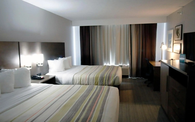 photo 5 of Country Inn & Suites by Radisson, Council Bluffs, IA